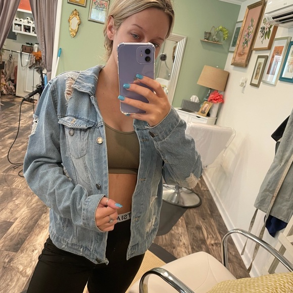 Denim jacket - Picture 2 of 3